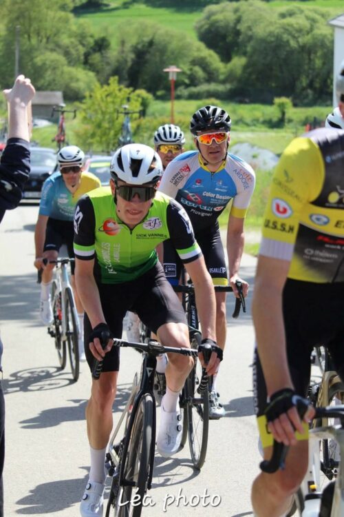 Sponsoring UCK Vannes Cyclisme par Isol Combles